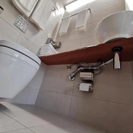 By Bern-strasse 16 *