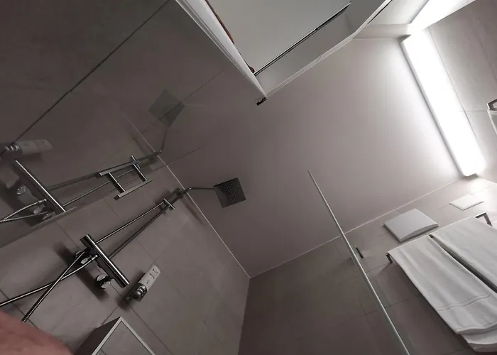 By Bern-strasse 16 Hotell *