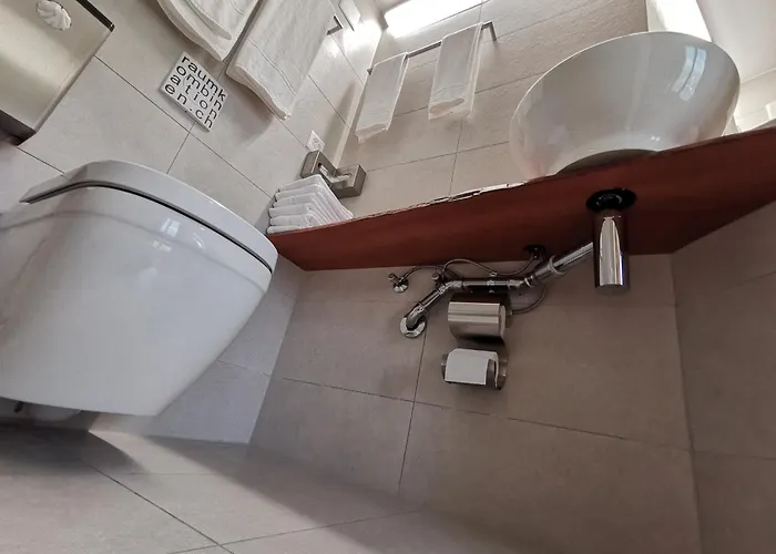 By Bern-strasse 16 *